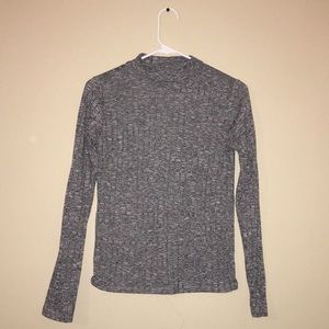 Grey long sleeve shirt!